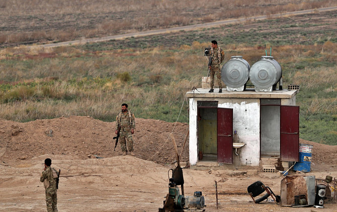 „Scanpix“/AP nuotr./SDF kariai prie Sirijos ir Irako sienos