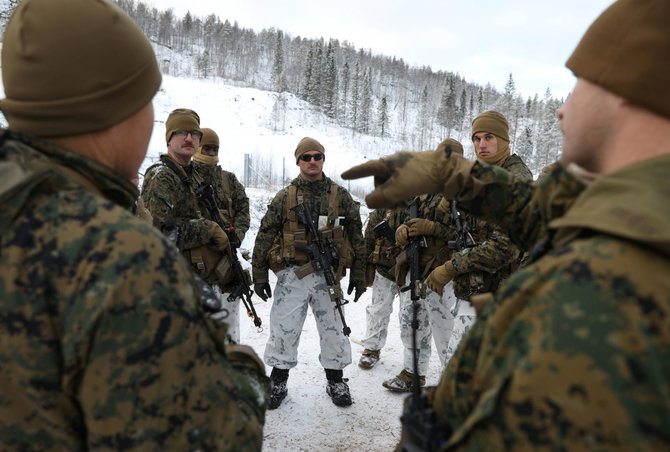 „Reuters“/„Scanpix“ nuotr./JAV jūrų pėstininkai Norvegijos šiaurėje