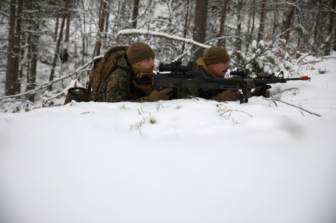 „Reuters“/„Scanpix“ nuotr./JAV jūrų pėstininkai Norvegijos šiaurėje