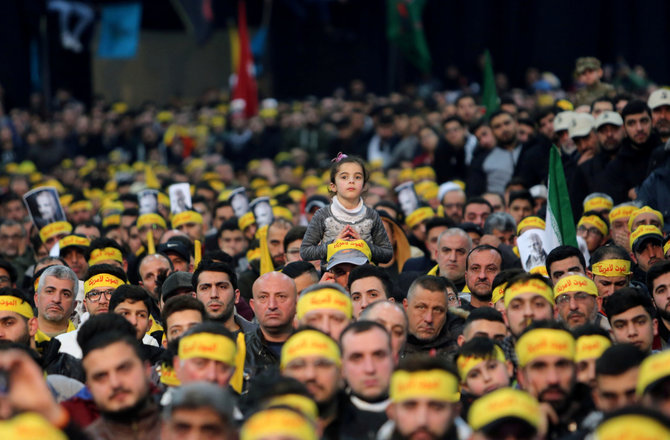 „Reuters“/„Scanpix“ nuotr./„Hezbollah“ nariai Libane gedi Qasemo Soleimani