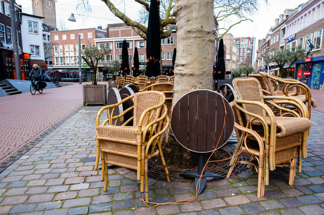 „Scanpix“ nuotr./Nyderlanduose jau neveikia barai ir restoranai