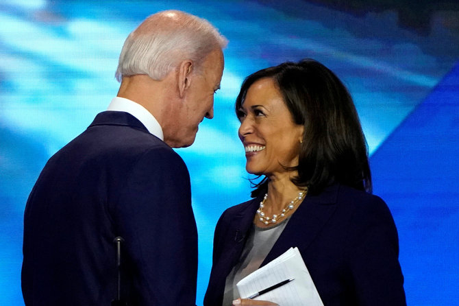 „Reuters“/„Scanpix“ nuotr./Joe Bidenas ir Kamala Harris