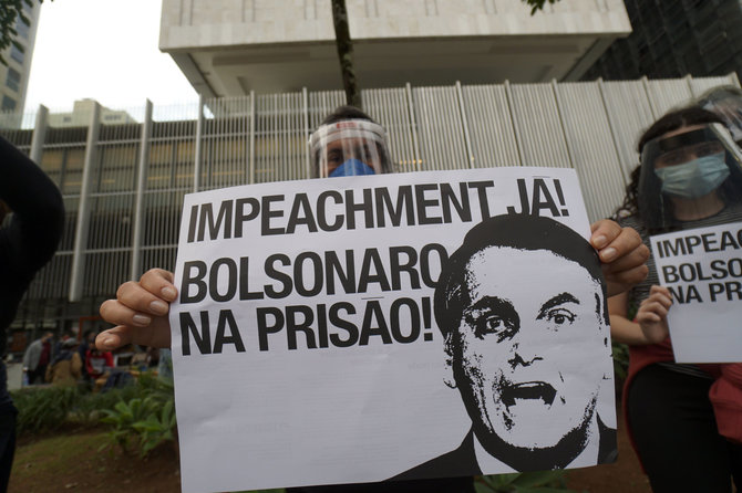 ZUMAPRESS / Scanpix nuotr./Protestas prieš J.Bolsonaro San Paule