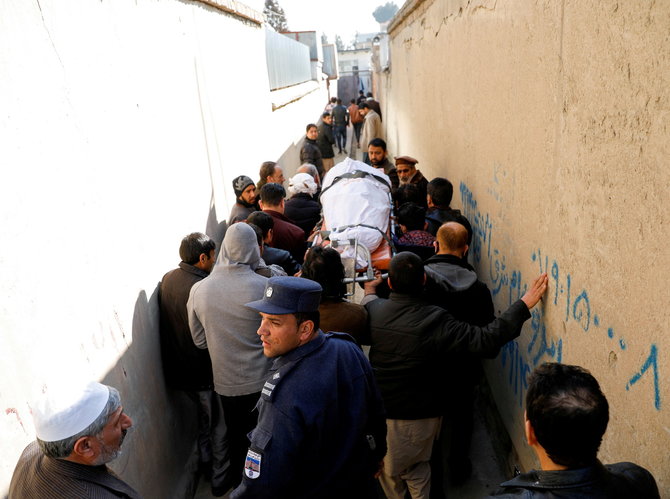 „Reuters“/„Scanpix“ nuotr./Nužudytos teisėjos laidotuvės Kabule