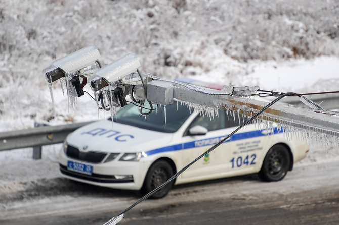 „Scanpix“/ITAR-TASS nuotr./Kelių policija Vladivostoke