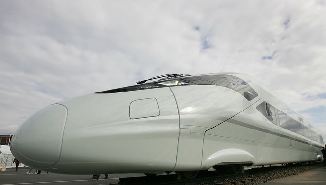 AFP/„Scanpix“ nuotr./„Bombardier Transportation“ gamina ir lėktuvus, ir traukinius.