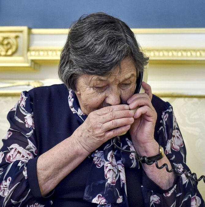 AFP/„Scanpix“ nuotr./Su N.Savčenko kalbasi jos motina