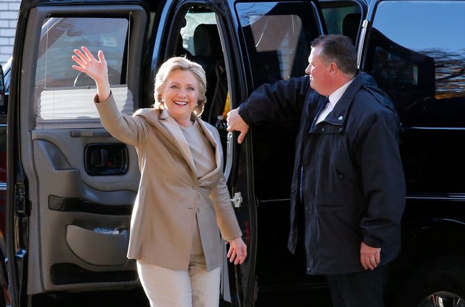 AFP/„Scanpix“ nuotr./Hillary Clinton balsavo Niujorko valstijoje
