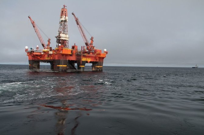 AFP/„Scanpix“ nuotr./Karos jūroje „Exxon Mobil“ rado didžiulį naftos telkinį