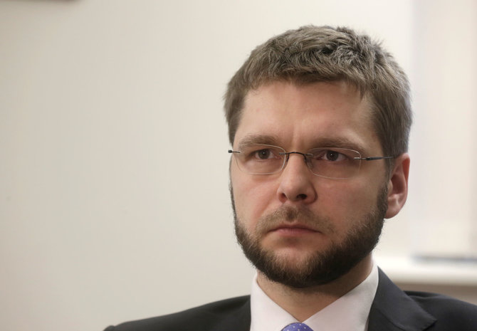 „Reuters“/„Scanpix“ nuotr./Estijos socialdemokratų lyderis Jevgenijus Osinovskis