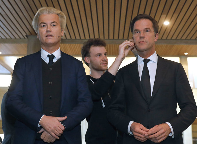 „Scanpix“/AP nuotr./Geerto Wilderso ir Marko Rutte debatai dvi dienos prieš rinkimus