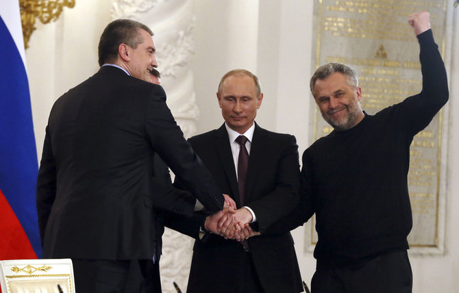 „Reuters“/„Scanpix“ nuotr./Aleksejus Čalyj (dešinėje) 2014-aisiais Kremliuje