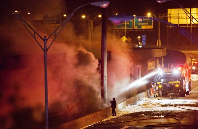 „Scanpix“/AP nuotr./Atlantoje užsiliespnojo ir sugriuvo dalis viaduko