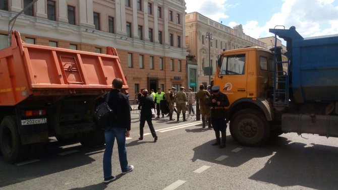 „Twitter“ nuotr./Maskvoje užblokuoti praėjimai į Tverės gatvę