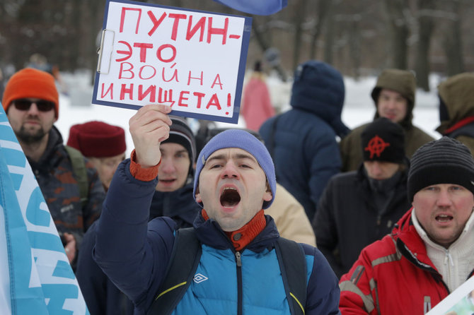 „Scanpix“/AP nuotr./Rusijoje vyksta nemažai sunkvežimių vairuotojų protestų