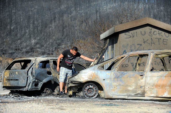 AFP/„Scanpix“ nuotr./Gaisrai Kroatijoje