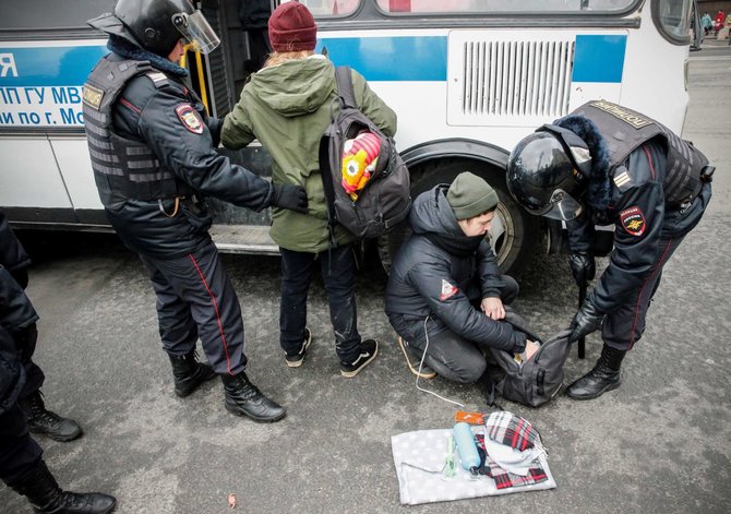 AFP/„Scanpix“ nuotr./Maskvoje per protestą prieš Putiną sulaikyta apie 200 žmonių