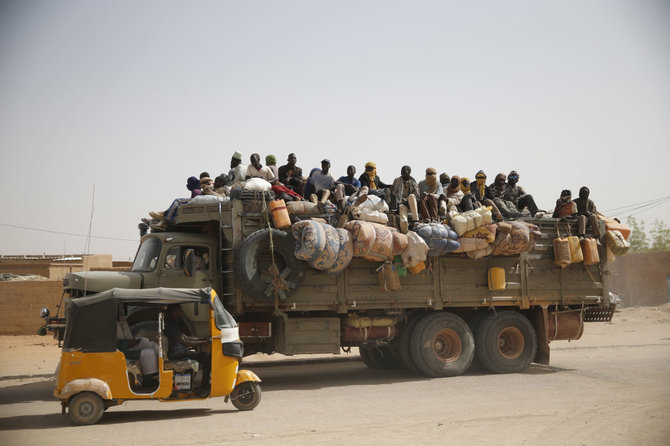 „Reuters“/„Scanpix“ nuotr./Migrantai Nigeryje