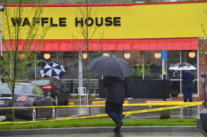 AFP/„Scanpix“ nuotr./Travisas Reinkingas šaudė restorane „Waffle House“