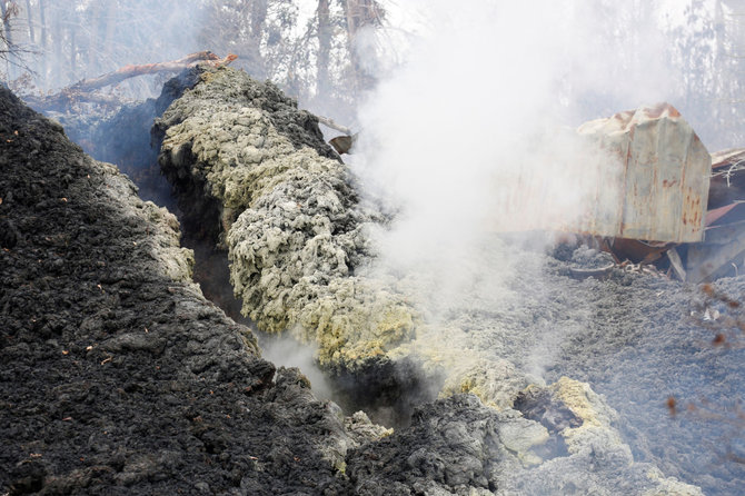 „Reuters“/„Scanpix“ nuotr./Kilauėjos ugnikalnyje atsivėrė naujas plyšys