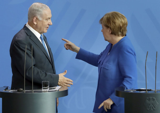 „Scanpix“/AP nuotr./Angela Merkel Berlyne priėmė Benjaminą Netanyahu