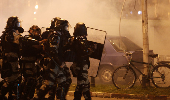 „Scanpix“/AP nuotr./Protestai prieš šalies pavadinimo keitimą Makedonijoje