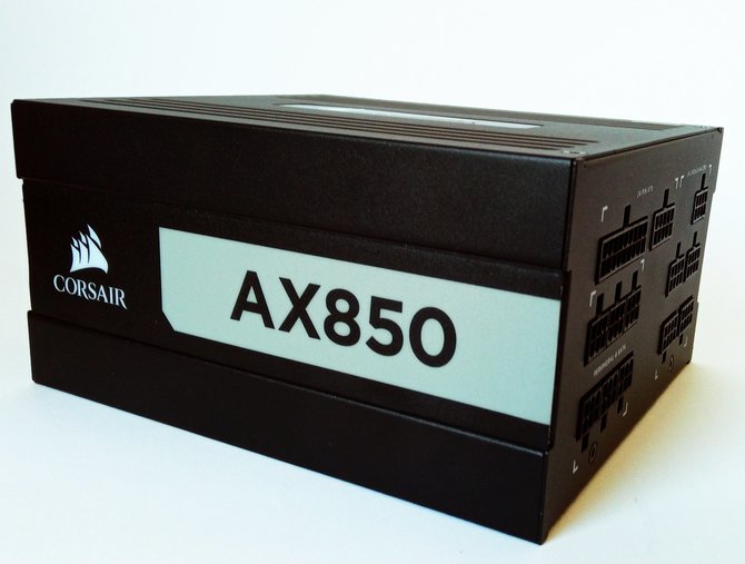 „Corsair AX 850“ maitinimo blokas