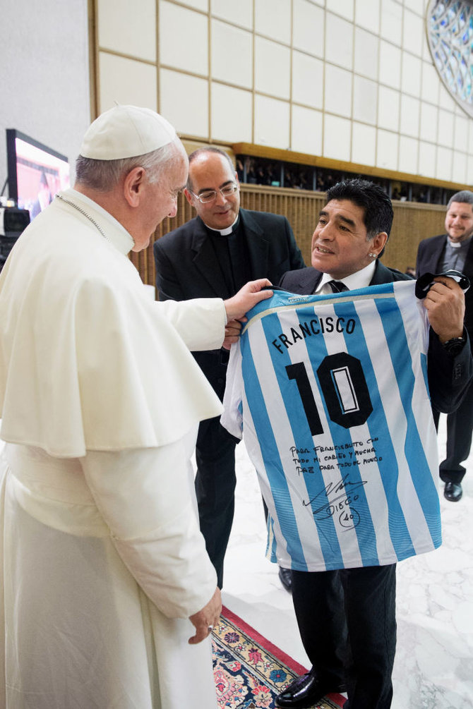 „Scanpix“ nuotr./Popiežius Pranciškus ir Diego Maradona