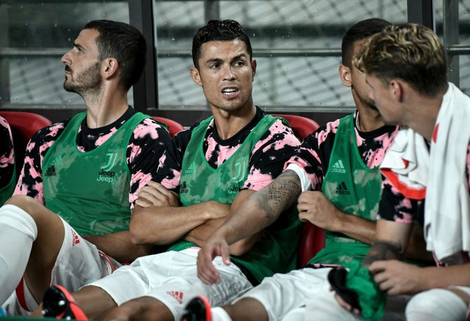 AFP/„Scanpix“ nuotr./Cristiano Ronaldo nežaidė rungtynėse Seule.