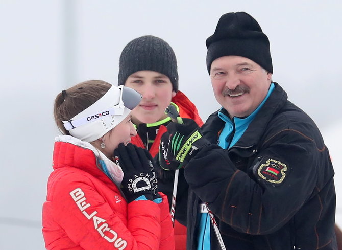 „Scanpix“ nuotr./Darja Domračeva ir Aliaksandras Lukašenka 2019 metų vasarį.