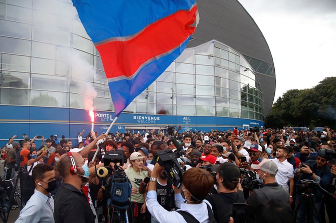 Lionelis Messi atvyko į Paryžių