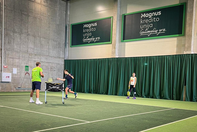 Balžeko teniso akademijos nuotr./Du paaugliai tenisininkai iš Ukrainos turės galimybę tobulėti Lietuvoje.