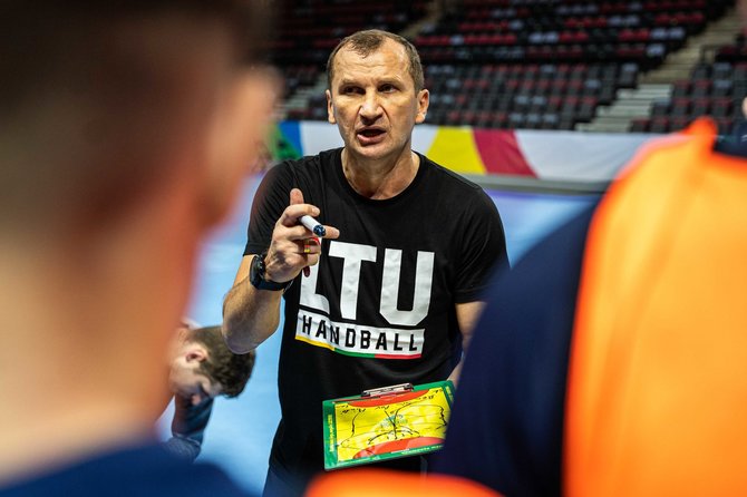 Foto von Edgars Ališauskas/Die litauische Handballmannschaft bereitet sich auf ein Spiel in Klaipėda vor.