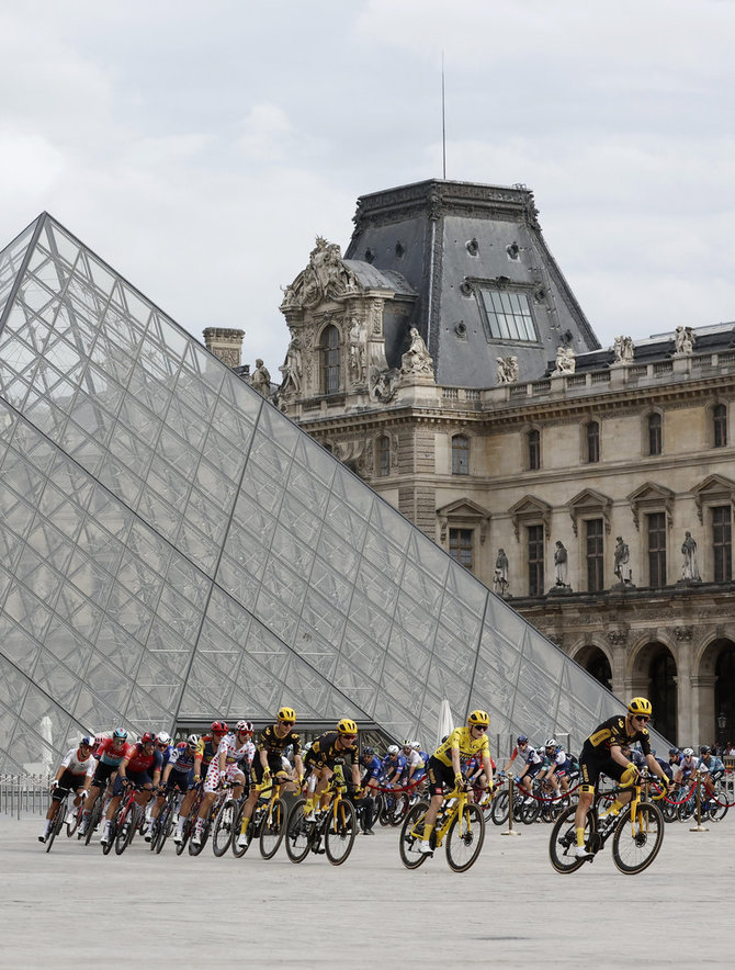 „Scanpix“ nuotr./Jonas Vingegaardas triumfavo "Tour de France" lenktynėse.