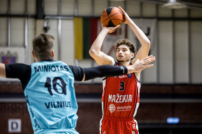 Roko Lukoševičiaus/Betsafe-LKL nuotr./Mažeikių „M Basket Delamode“ ir Vilniaus „Wolves Twinsbet“ rungtynių akimirka. Kay Bruhnke