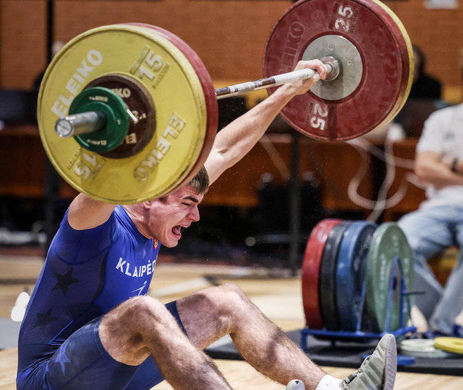 Pauliaus Žukausko nuotr./Pauliaus Žukausko nuotraukoje – Lietuvos sunkiosios atletikos atskirų veiksmų čempionato Anykščiuose akimirka.