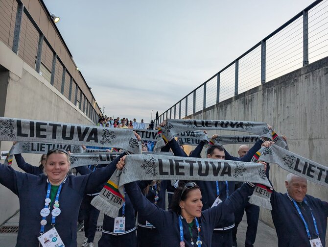 Organizatorių nuotr./Lietuvos rinktinė pradeda specialiąsias olimpines žaidynes Turine.