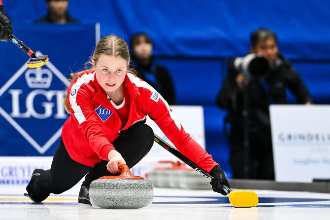 Will Palmer/World Curling nuotr./Lietuvos moterų kerlingo rinktinė. Miglė Kiudytė
