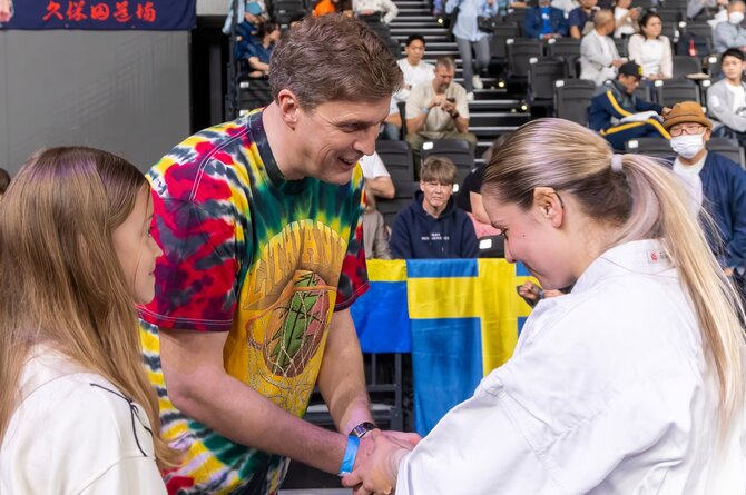 Algimanto Barzdžiaus nuotr./Ieva Krivickaitė surengė kata pasirodymą pasaulio pilno kontakto karatė programoje.