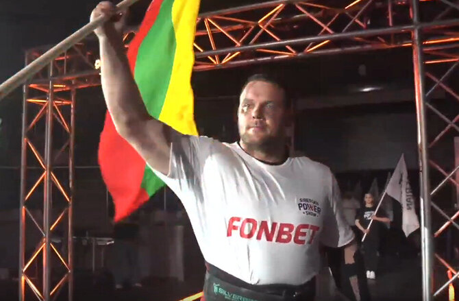 Stopkadras/Galiūnų varžybose „Sibirian Power Show“ Krasnojarske (Rusija) dalyvavo ir lietuvis Audrius Jokūbaitis.