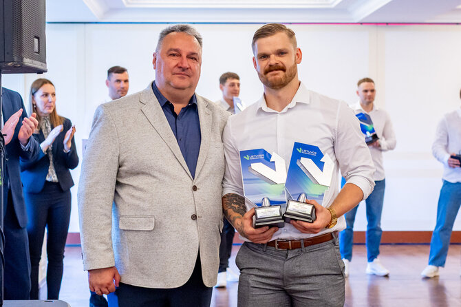 Evaldo Šemioto nuotr./Vilniuje įvyko Lietuvos rankinio sezono apdovanojimai. Deividas Virbauskas išrinktas MVP.