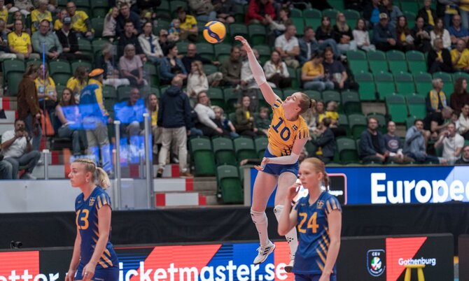CEV nuotr./Lietuvos moterų tinklinio rinktinė nusileido Švedijai.