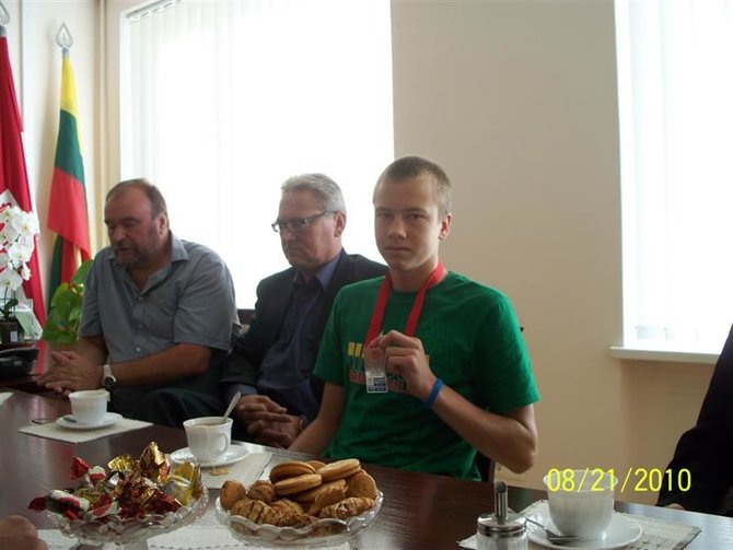 Šilalės savivaldybės nuotr./Lukas Lekavičius ir jo pirmasis treneris Gedutis Kukujevas (kairėje)