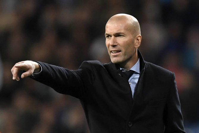 „Scanpix“ nuotr./Madrido „Real“ futbolininkai nugalėjo „Las Palmas“ ekipą. Zinedine'as Zidane'as.