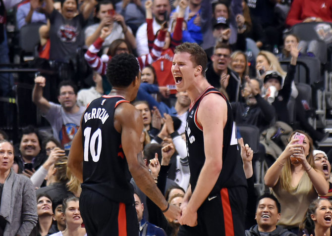 „Scanpix“ nuotr./Toronto „Raptors“ krepšininkai pasiekė 10 pergalę iš eilės namie, šįkart įveikę „Philadelphia 76ers“ klubą.