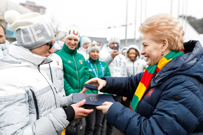 Vytauto Dranginio/LTOK nuotr./Pjongčango olimpiniame kaimelyje Lietuvos prezidentė Dalia Grybauskaitė aplankė mūsų šalies olimpiečius. 