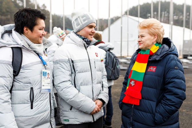 Vytauto Dranginio/LTOK nuotr./Pjongčango olimpiniame kaimelyje Lietuvos prezidentė Dalia Grybauskaitė aplankė mūsų šalies olimpiečius. 