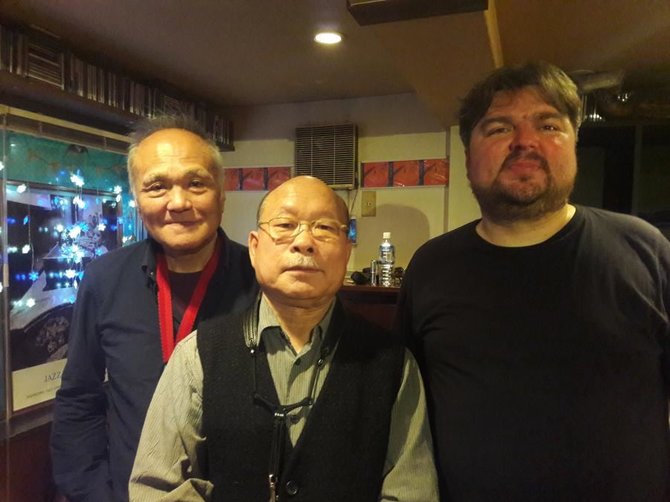 Asmeninio archyvo / Bernardinai.lt nuotr./Dešinėje – saksofonininkas Liudas Mockūnas, viduryje – Akira Sakata