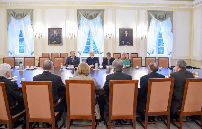 Roberto Dačkaus nuotr./Prezidentės Dalios Grybauskaitės susitikimas su Jungtinių Amerikos Valstijų Kongreso delegacijos nariais