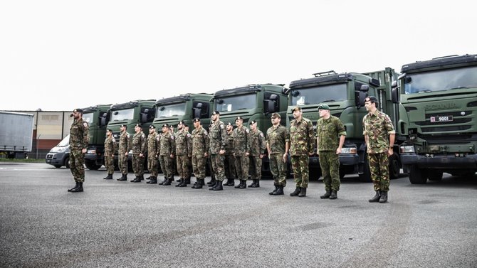Prie NATO priešakinių pajėgų bataliono Lietuvoje prisijungė Liuksemburgo kariai
